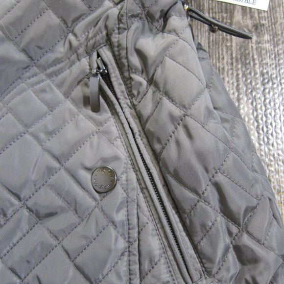 NWT Women's Reversible Quilt/Microboa Vest - Picture 6 of 8